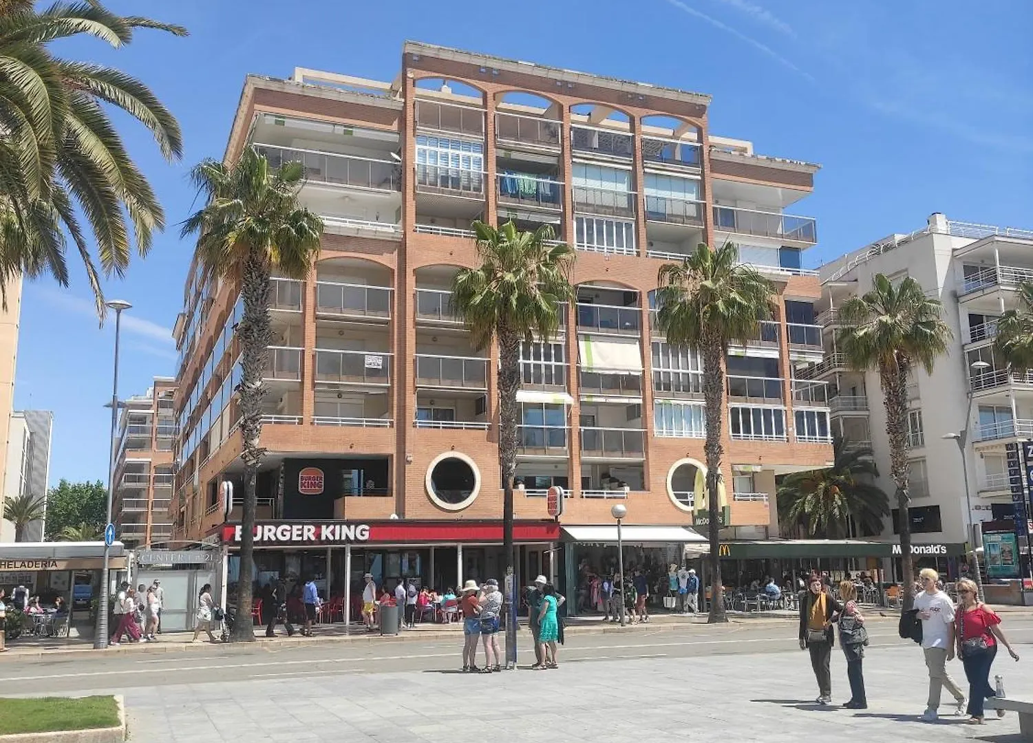 アパート Casa Maitea, Playa Levante Primera Linea De Mar サロウ スペイン